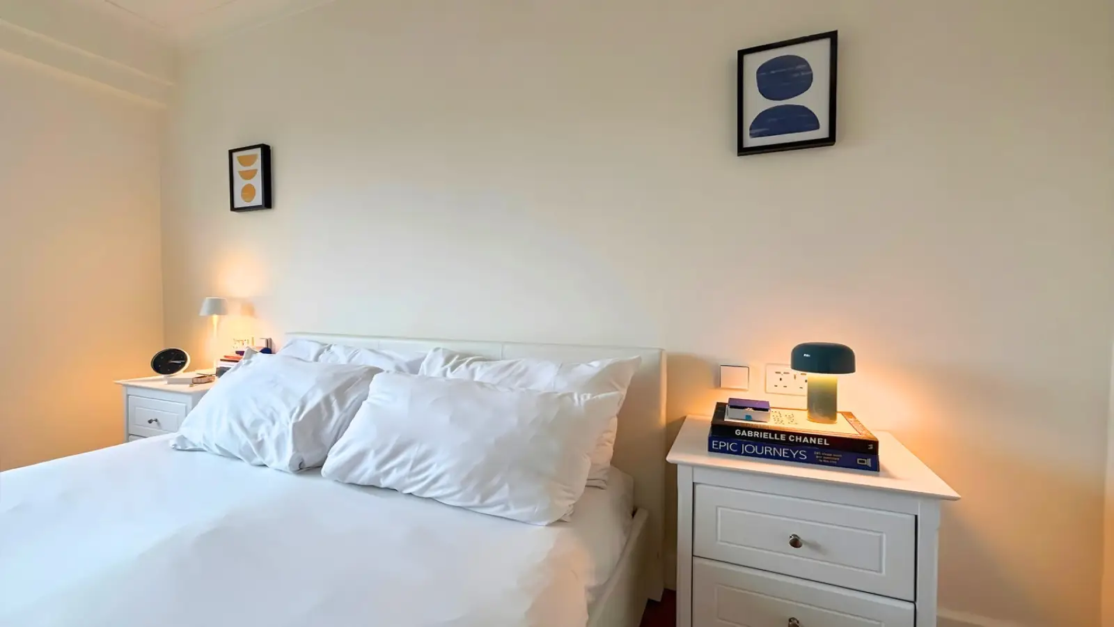 Flat Nutt Street in Greater London