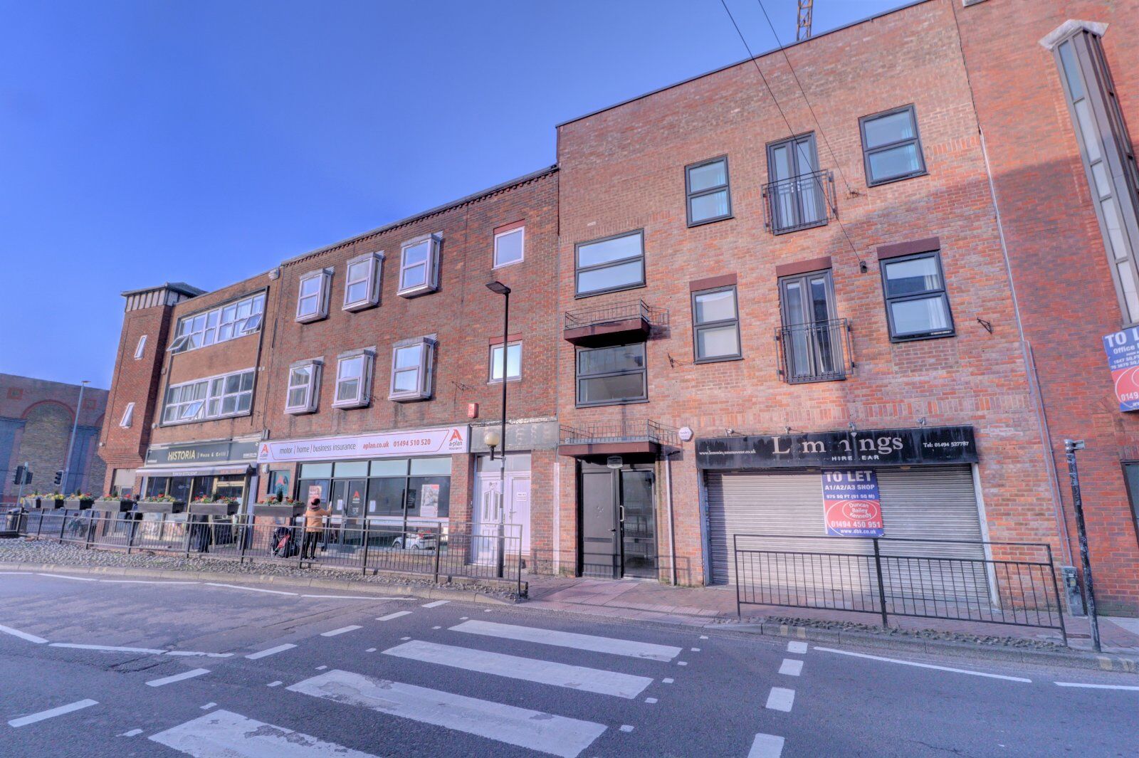 Flat Oxford Street in High Wycombe