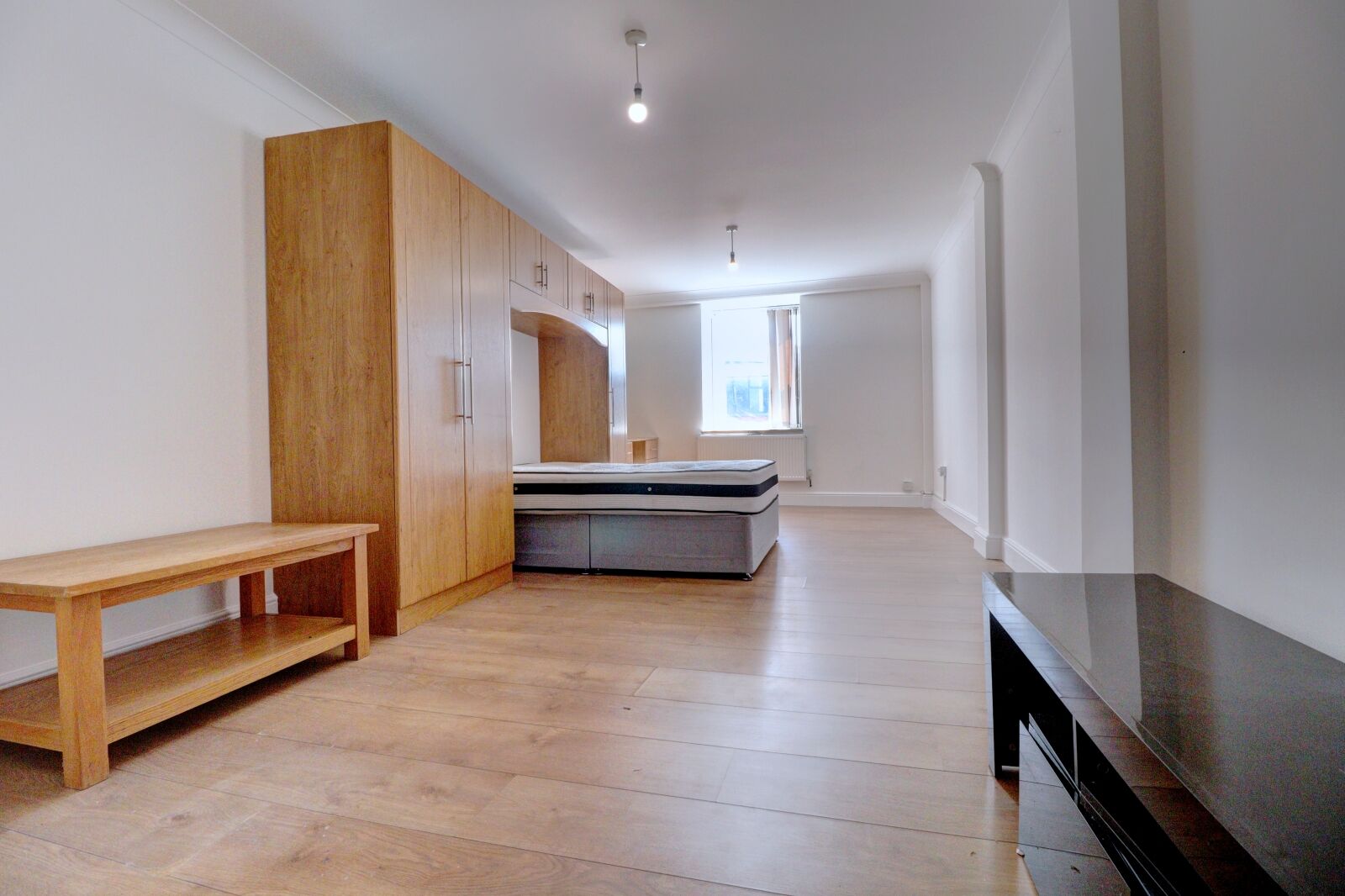 Flat Oxford Street in High Wycombe