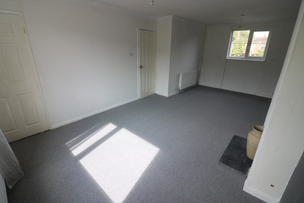 House Peckham Close in Sutton