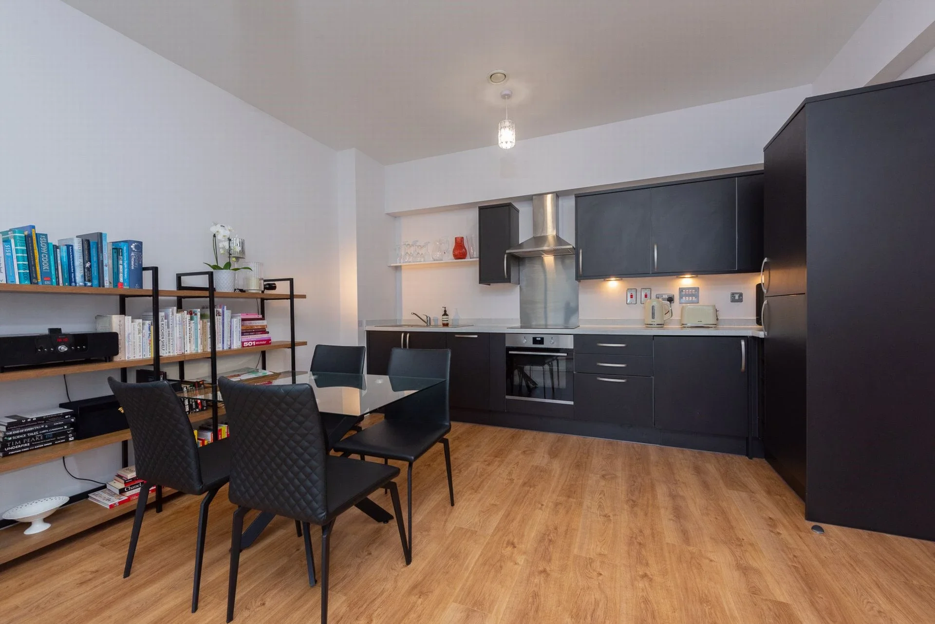 Flat O'Gorman Avenue in Rushmoor