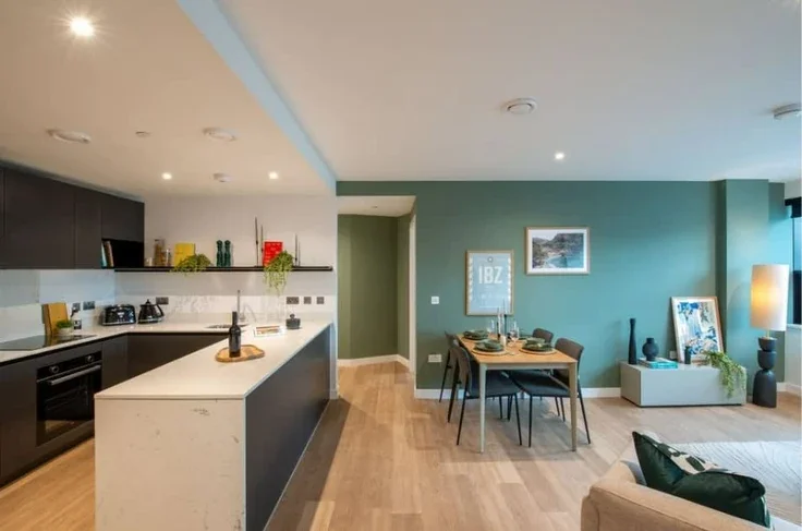 Flat Great Charles Street Queensway in Birmingham