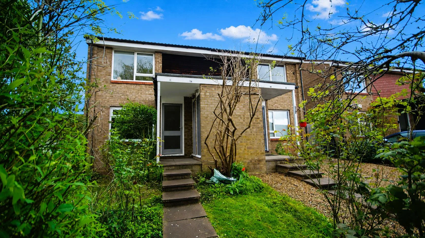 Flat Latchett Road in Greater London