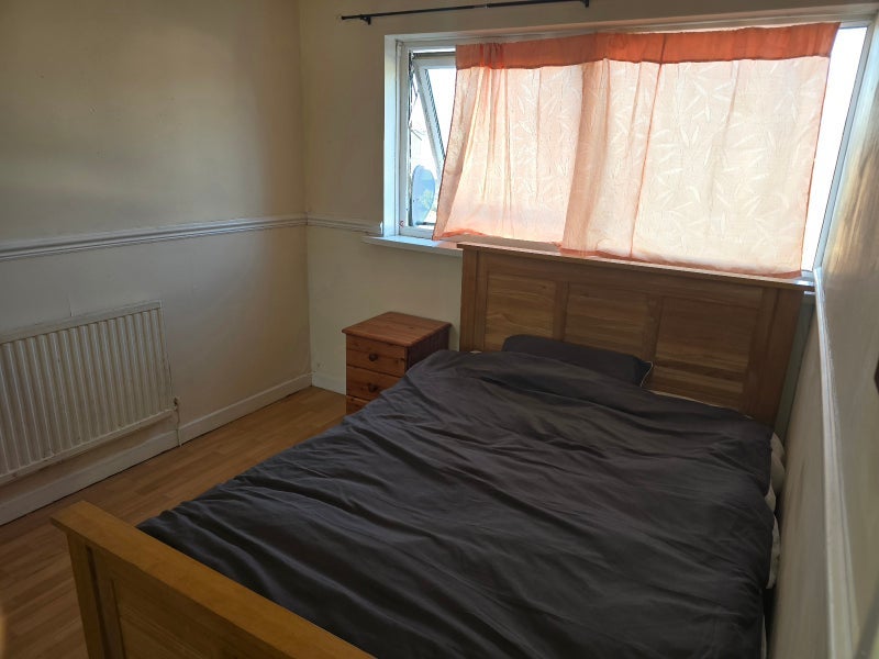 Room Clive Place in Cardiff