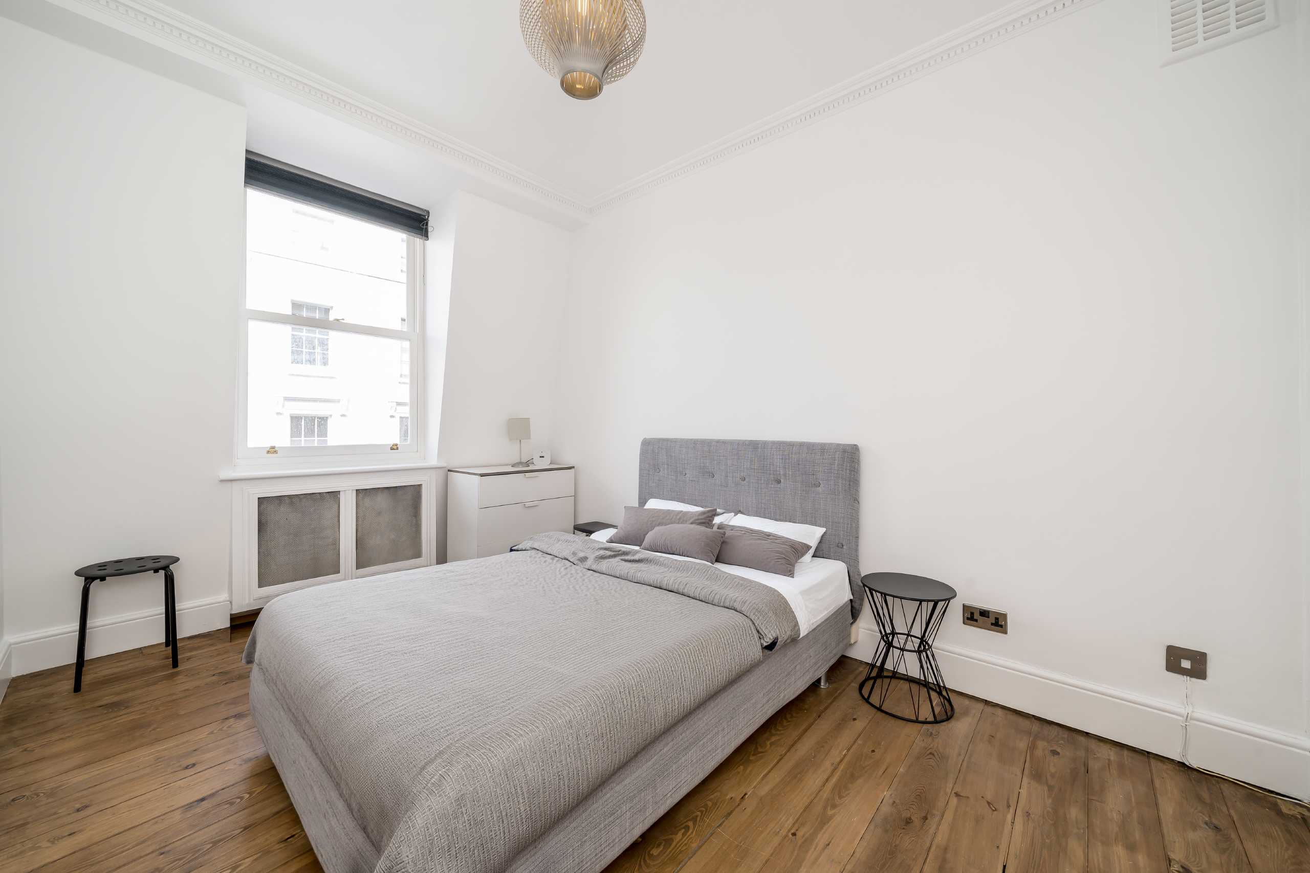 Flat Palace Court in City of Westminster