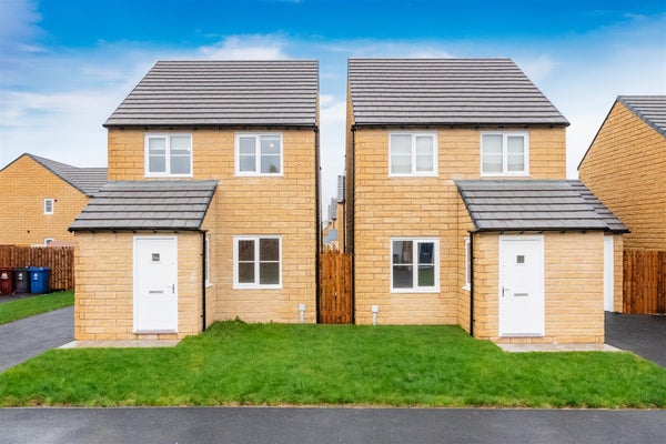 House Calverley Lane in Leeds