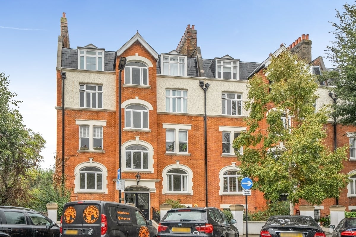 Flat Widley Road in City of Westminster
