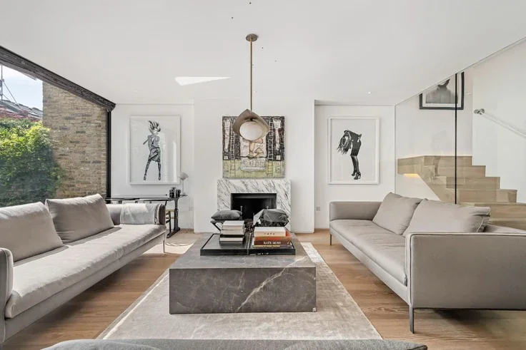 House Seymour Walk in Greater London