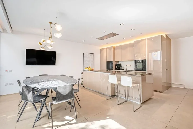 House Seymour Walk in Greater London