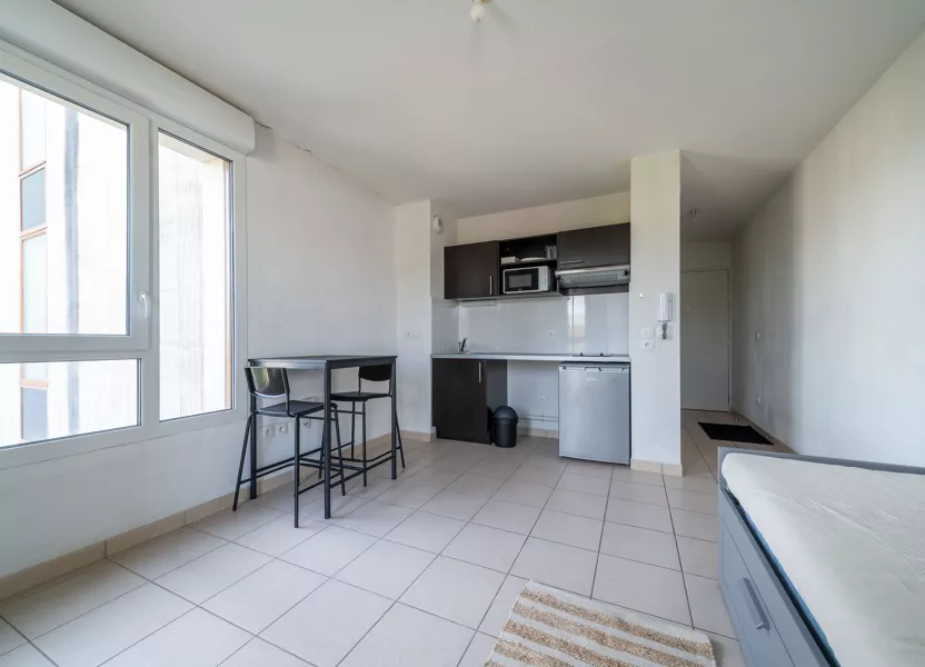 Flat Rue André Gide in Cenon