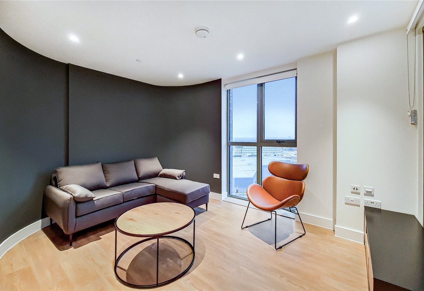 Flat Bollo Lane in London