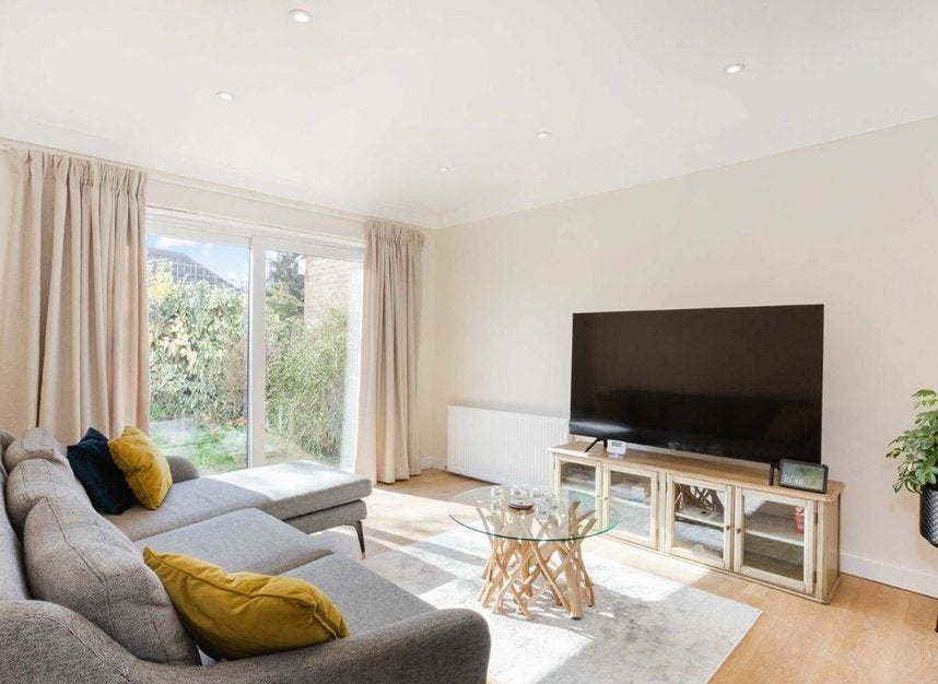 House Meadow Hill in Greater London