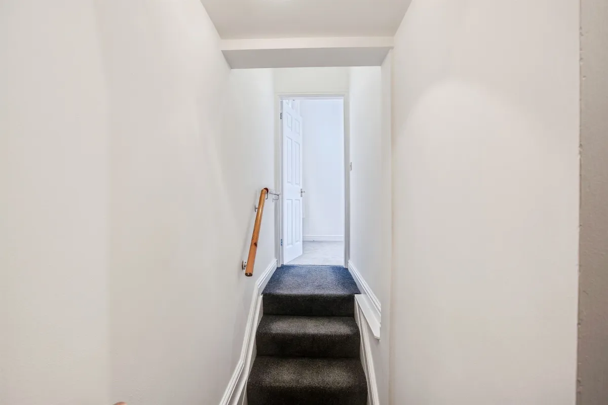 Flat Cyprus Street in Wakefield