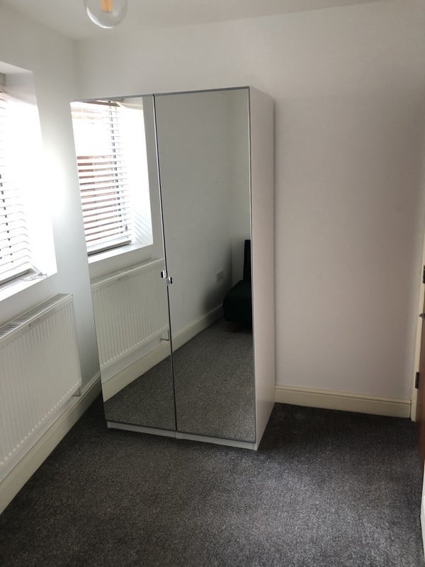 Room Aurelia Road in Greater London