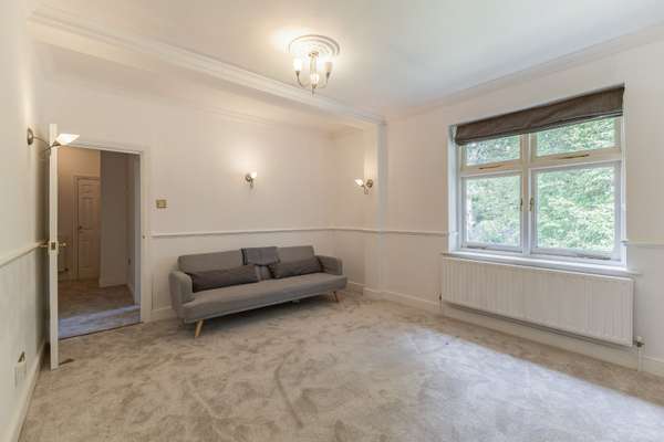 Flat Poets Court in St Albans