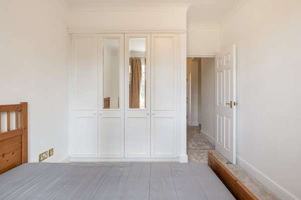 Flat Poets Court in St Albans