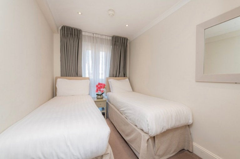 Flat Queen's Gate in Greater London