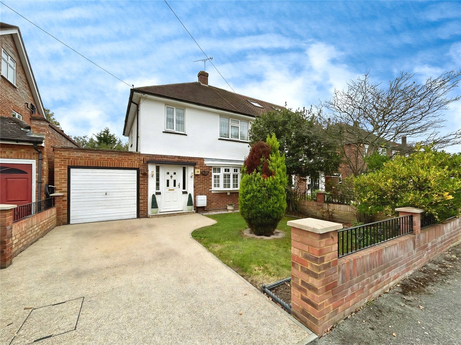 House Spring Avenue in Borough of Runnymede