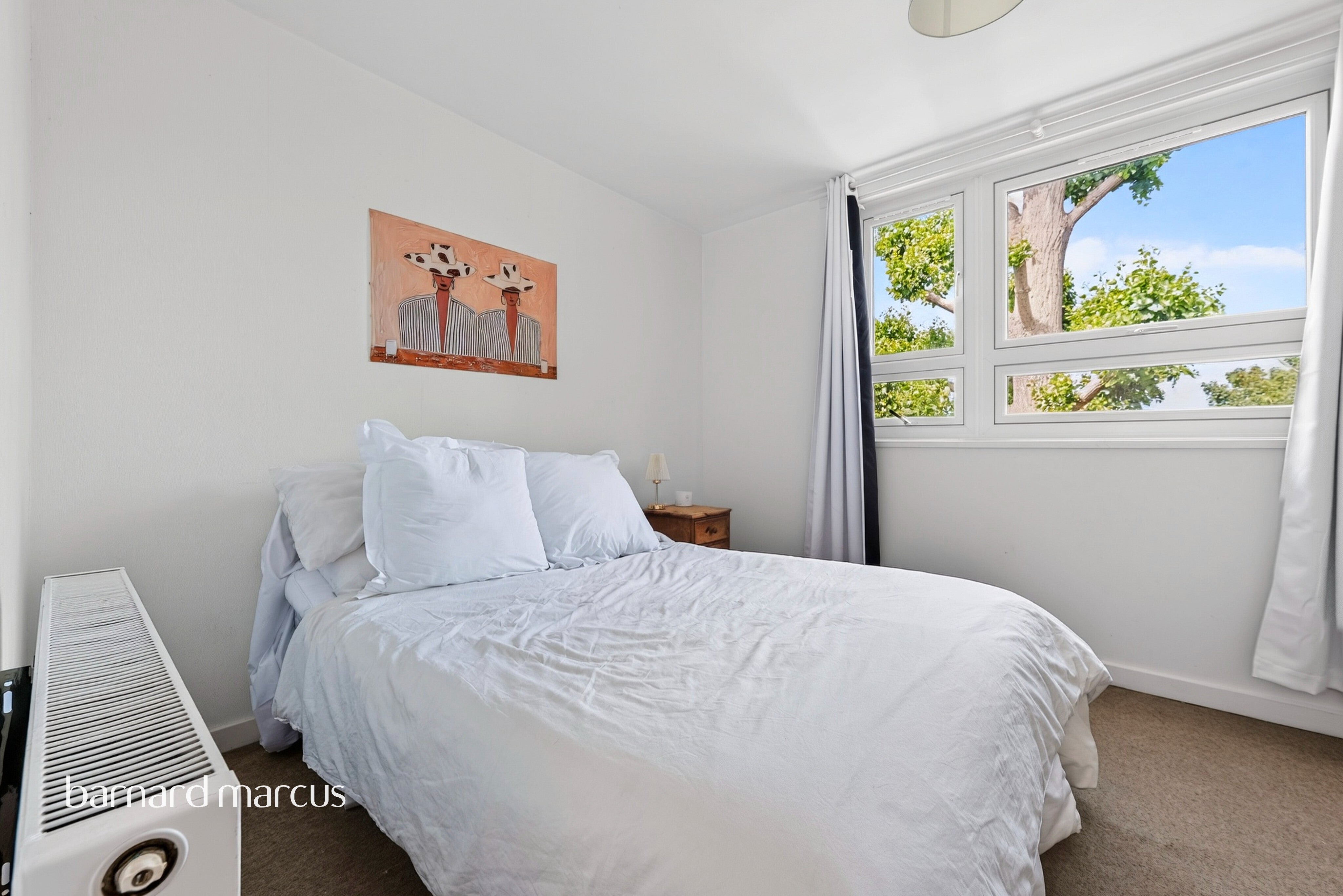 Flat Putney Hill in Greater London