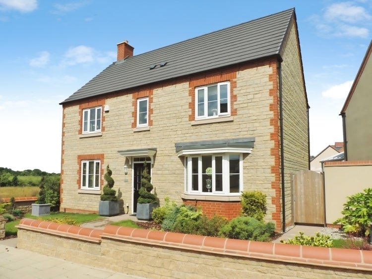 House Goodwood Close in Cherwell District