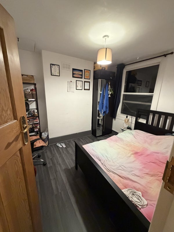 Room Trafalgar Street in Greater London