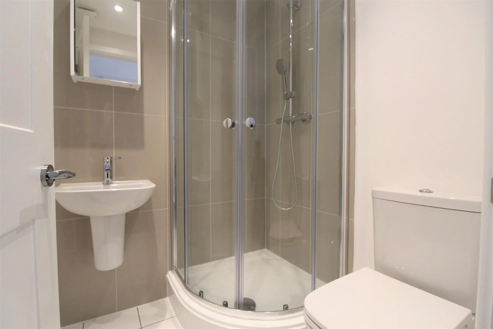 Flat Williams Grove in Greater London