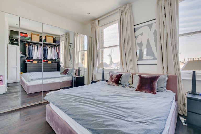 Flat Old Brompton Road in Greater London