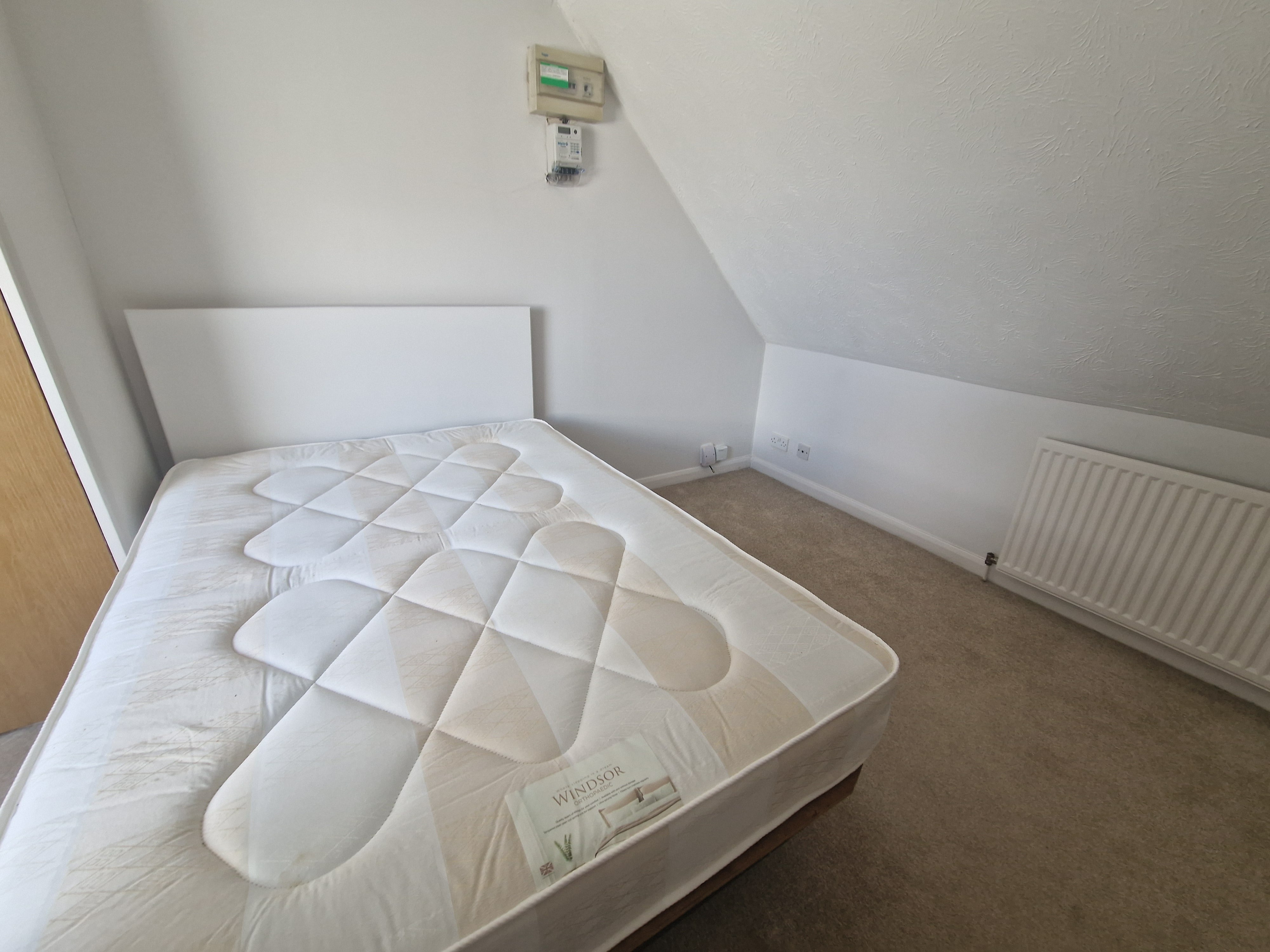 Flat Radlett Road in St Albans