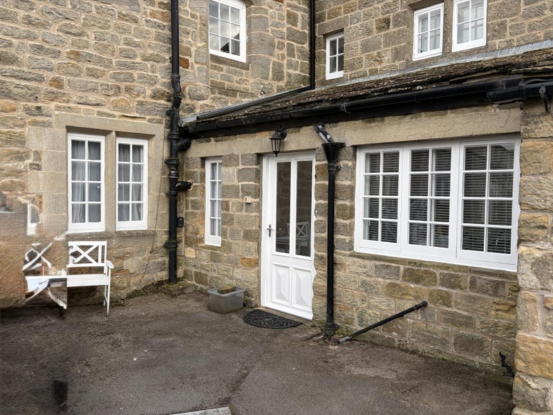 Flat Kiddal Hall Farm in Leeds