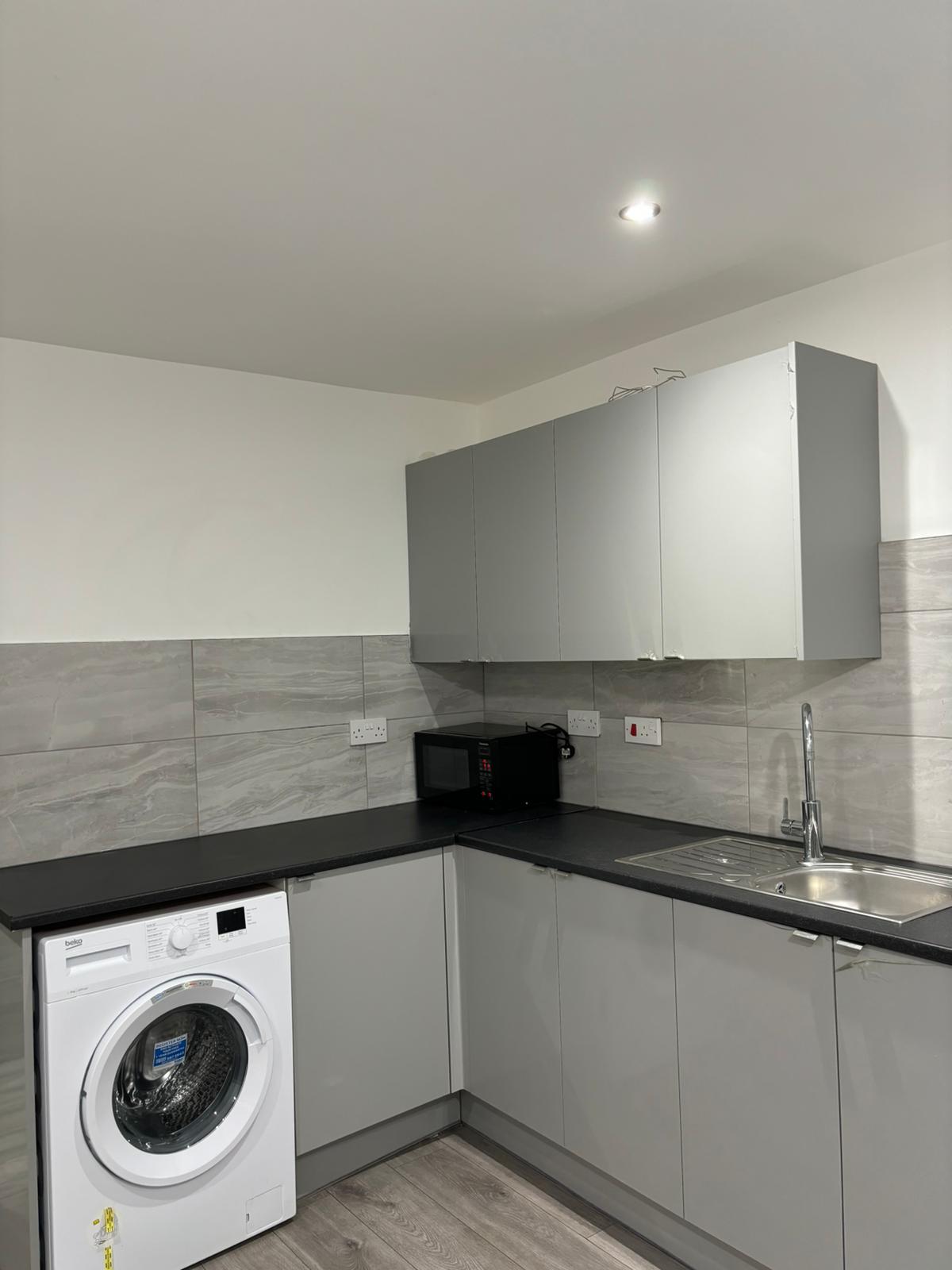 Flat Westwood Road in Greater London