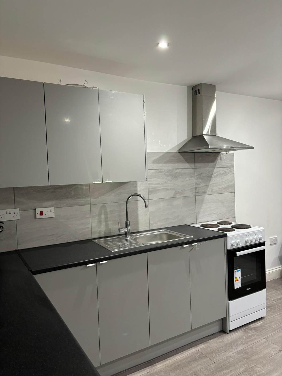 Flat Westwood Road in Greater London
