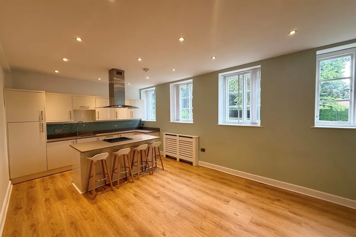 Flat South Parade in Doncaster