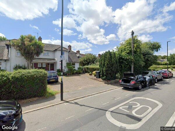 Room Eastcote Lane in Greater London