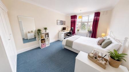 Flat Somerhill Avenue in Hove