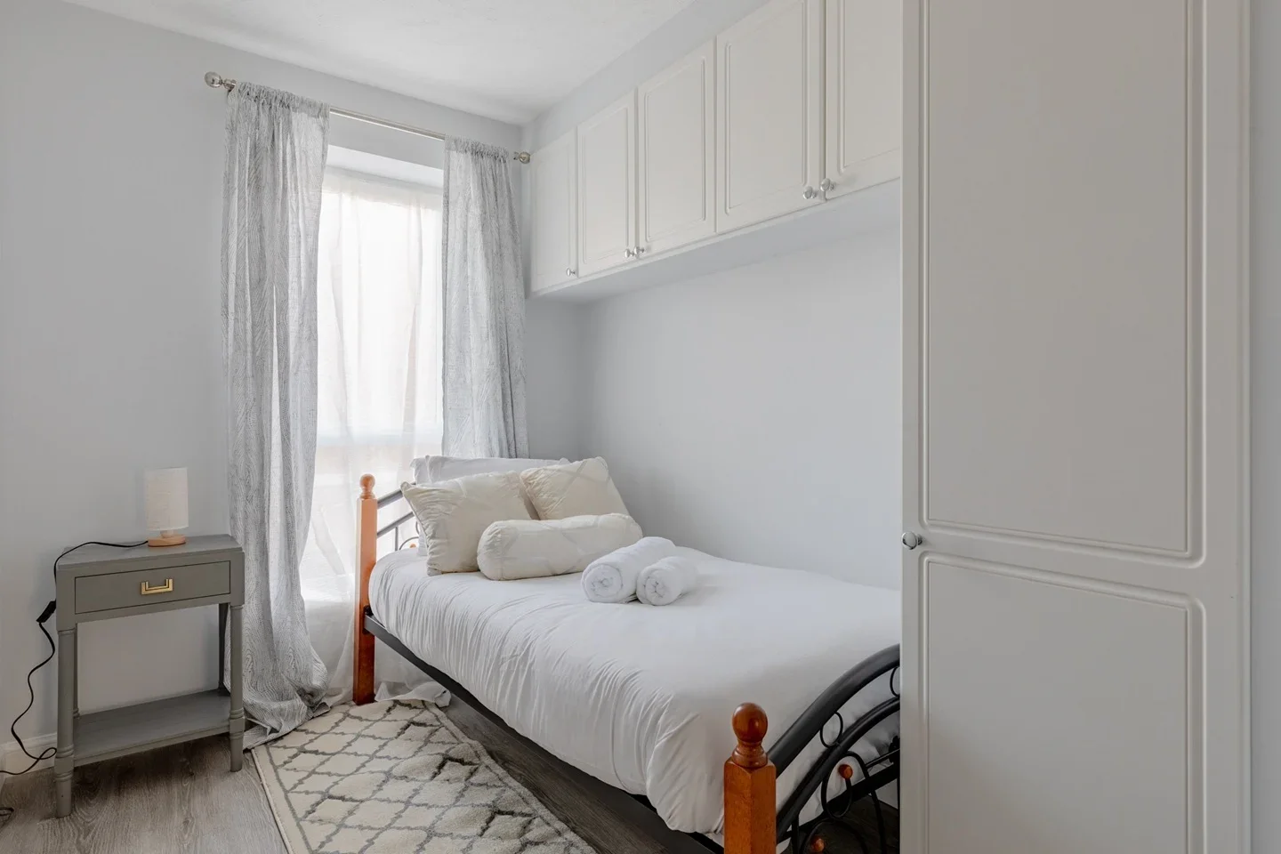 Flat Wesley Avenue in Greater London