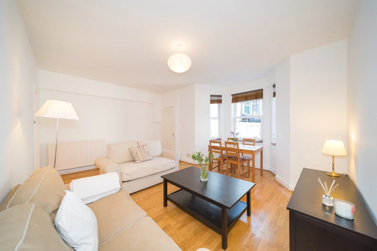 Flat Ongar Road in Greater London