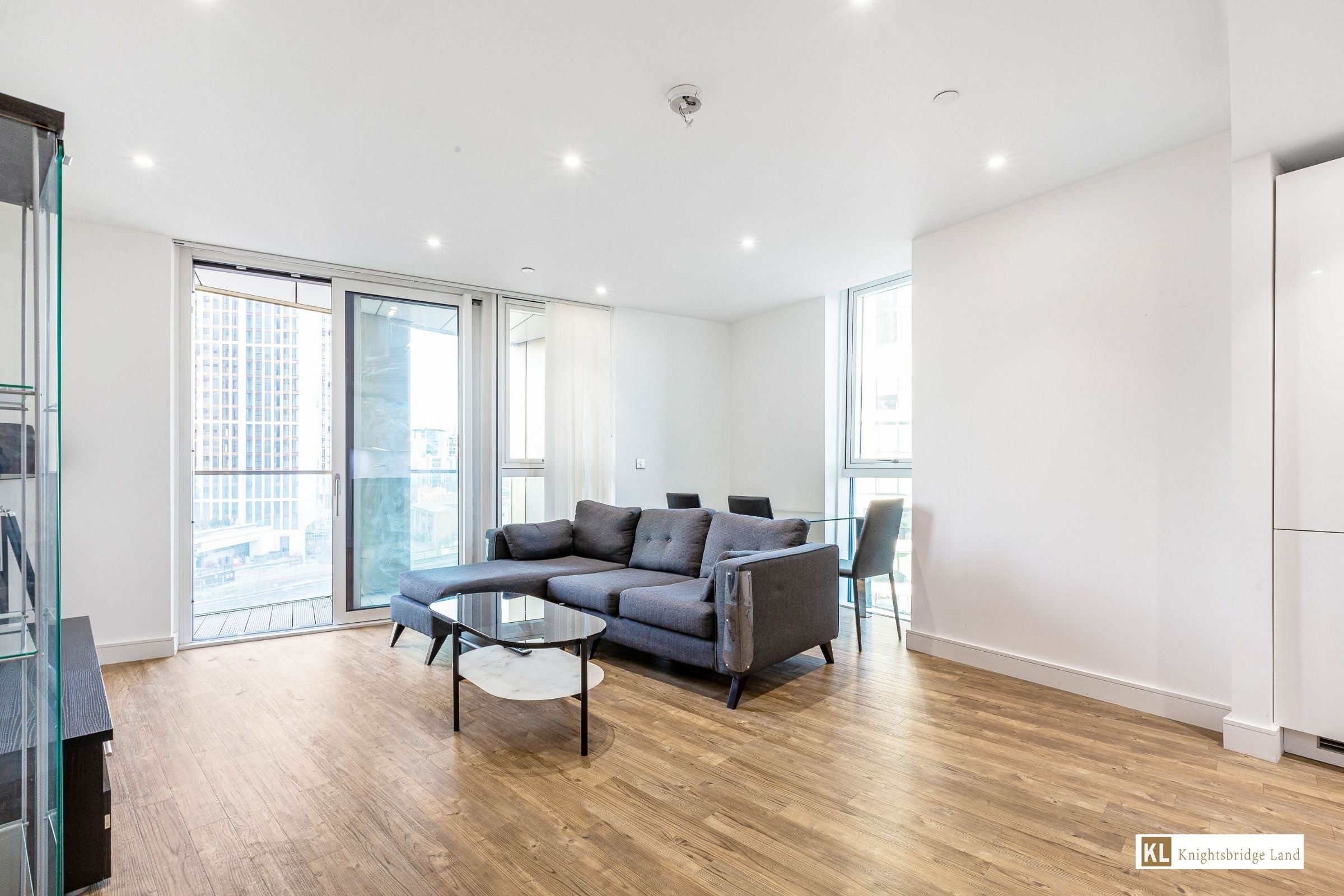 Flat Wandsworth Road in Greater London