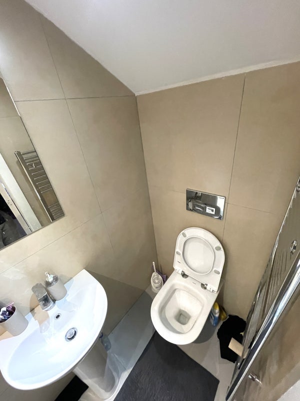 Flat Egerton Crescent in Manchester