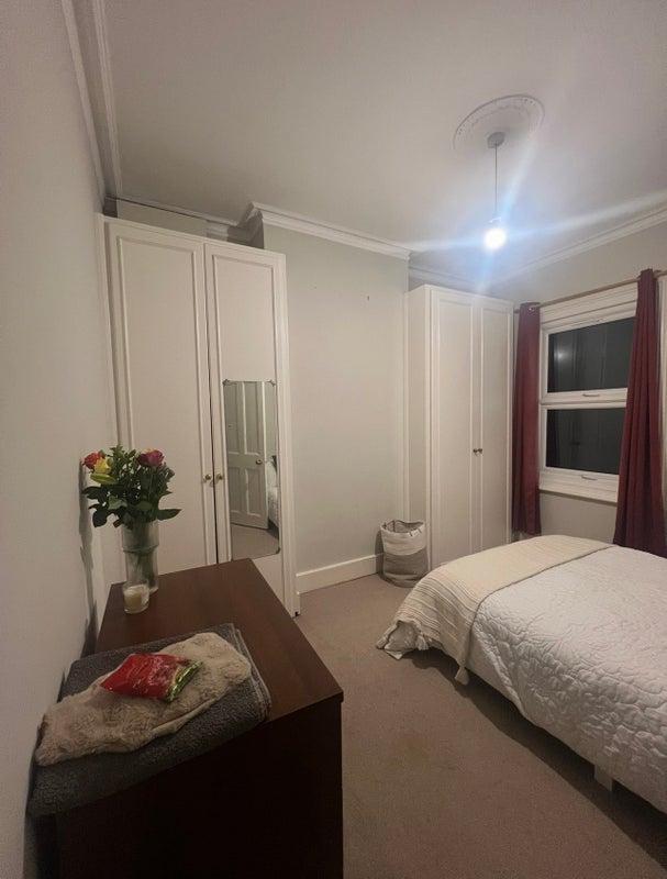 Room Haldon Road in Greater London