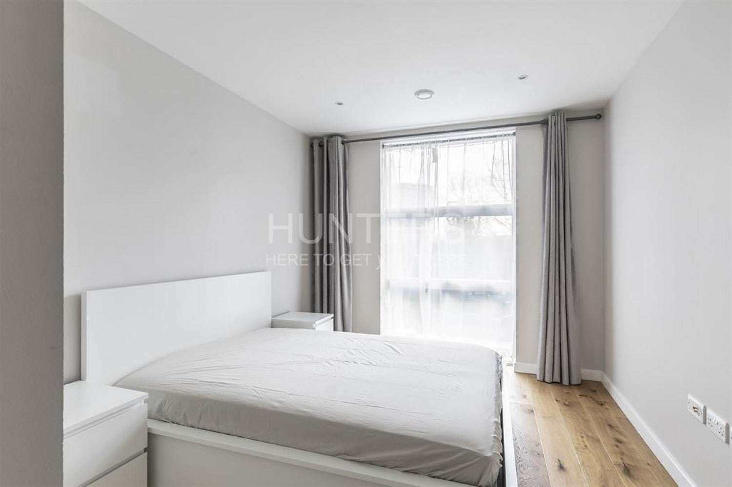 Flat Amberley Road in City of Westminster