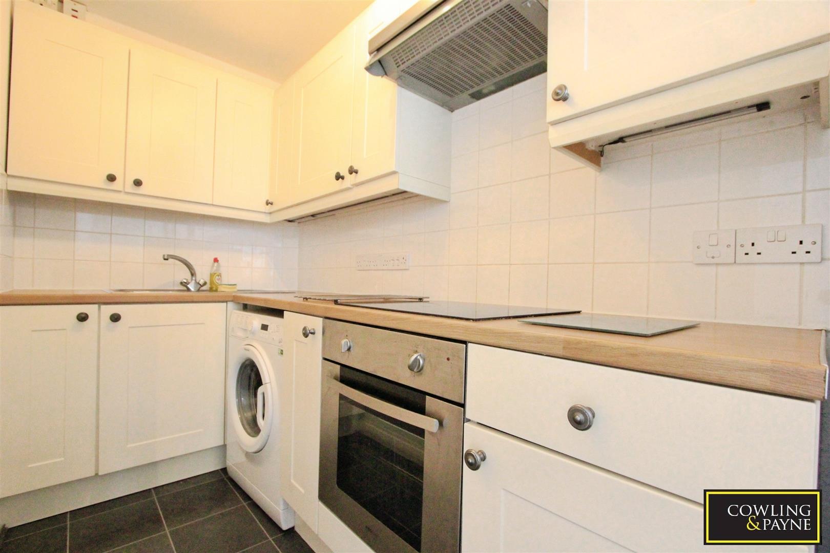 Flat Rose Valley in Brentwood