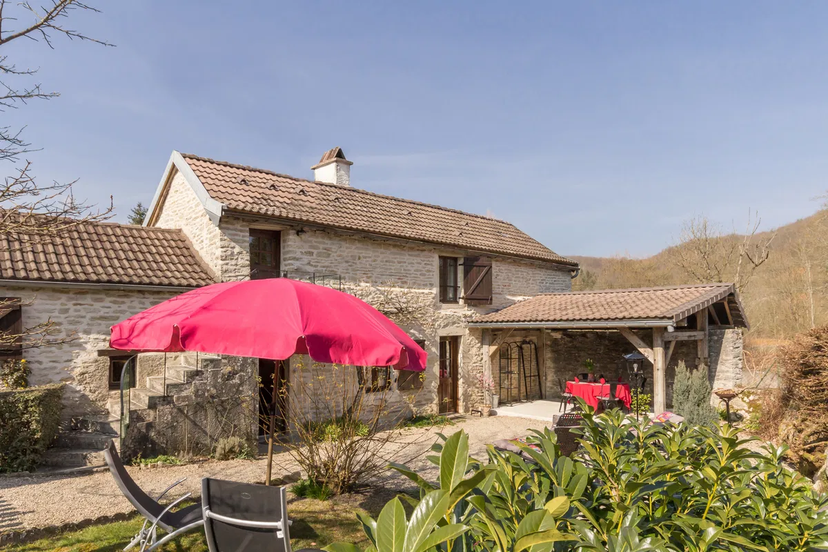 Maison Rue de la Chapelle à Moloy