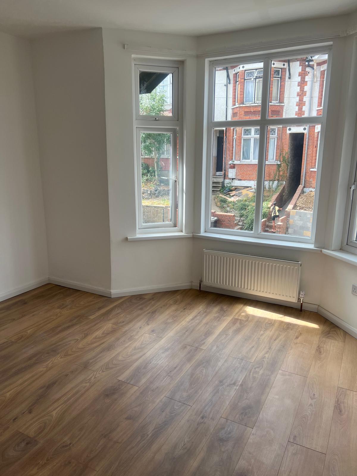House Russell Rise in Luton