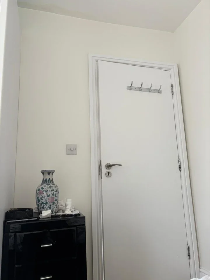 Room Eton Road in Greater London
