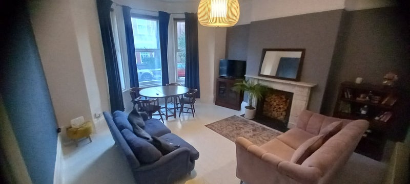 Room Neville Road in Crosby