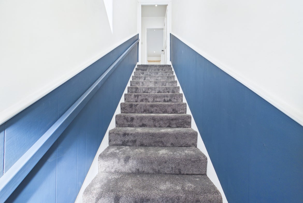 Flat Brassey Street in Glasgow