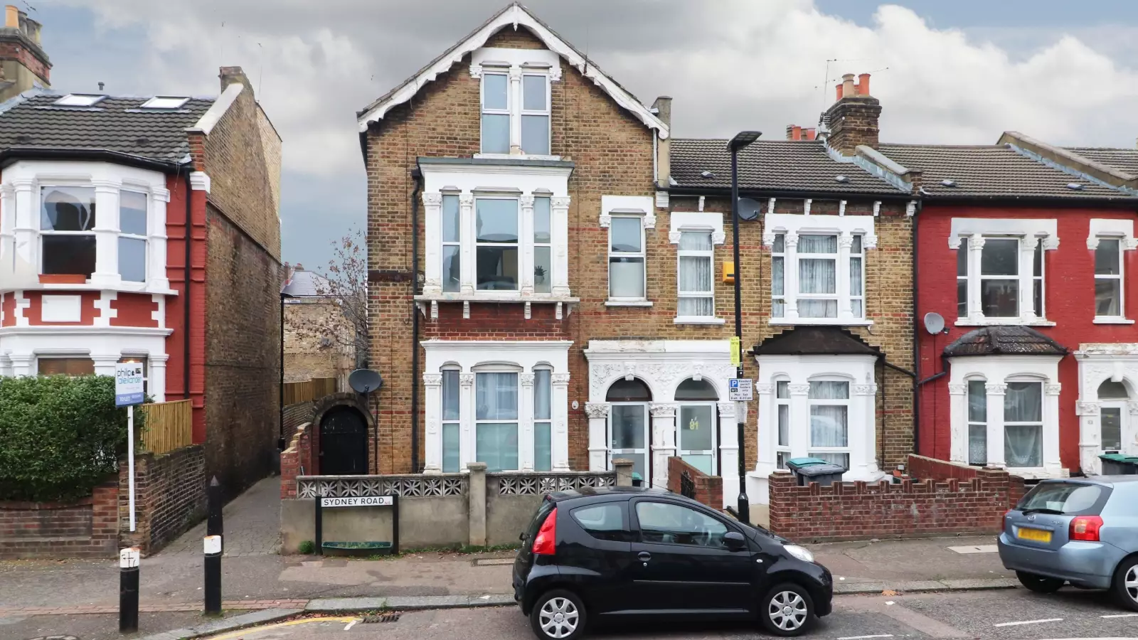 Flat Sydney Road in Greater London