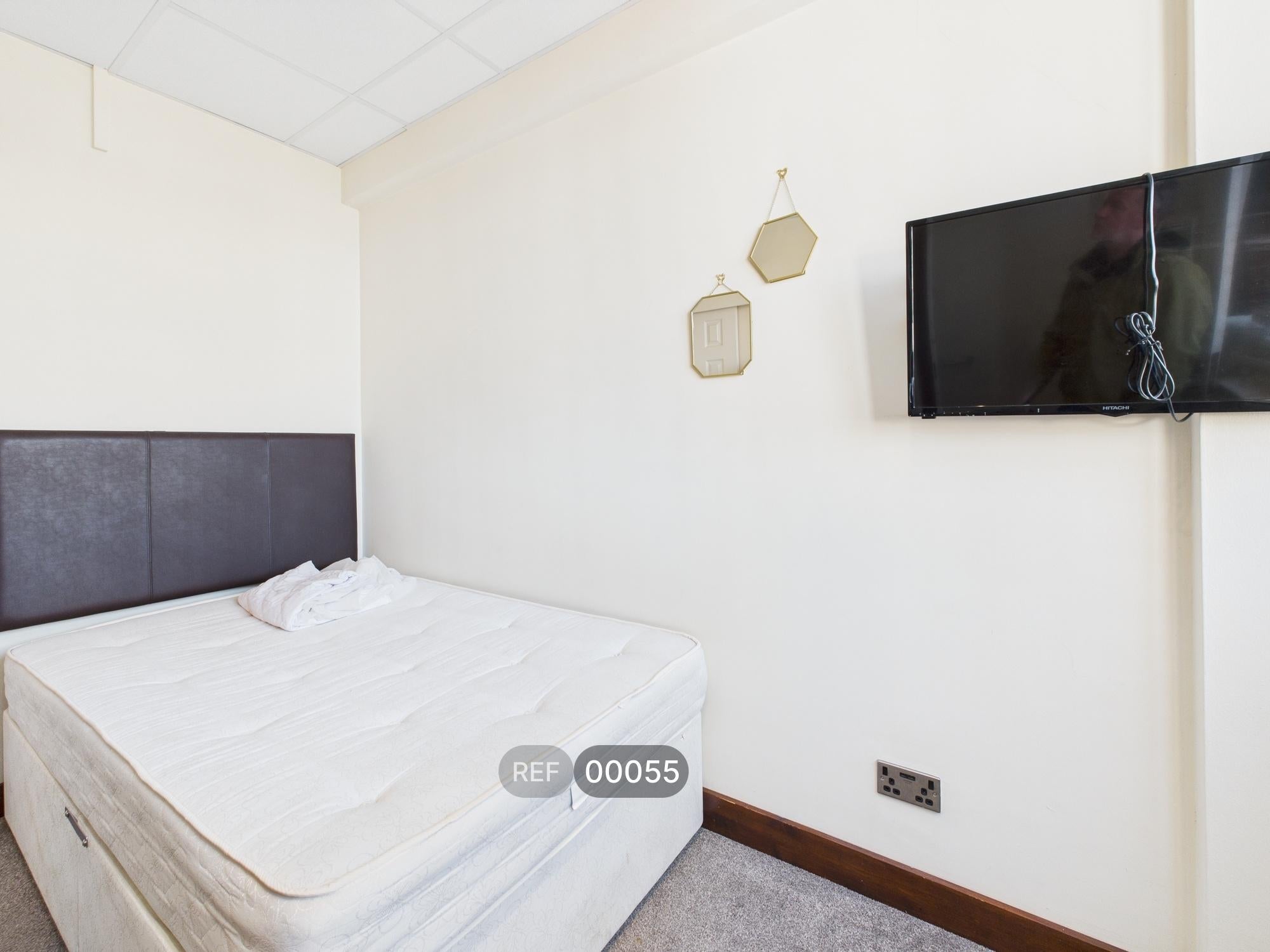 Room Anlaby Road in Hull