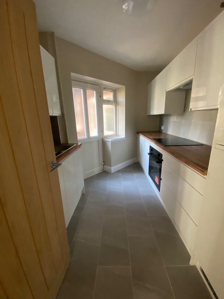 Flat Benhurst Court in Greater London