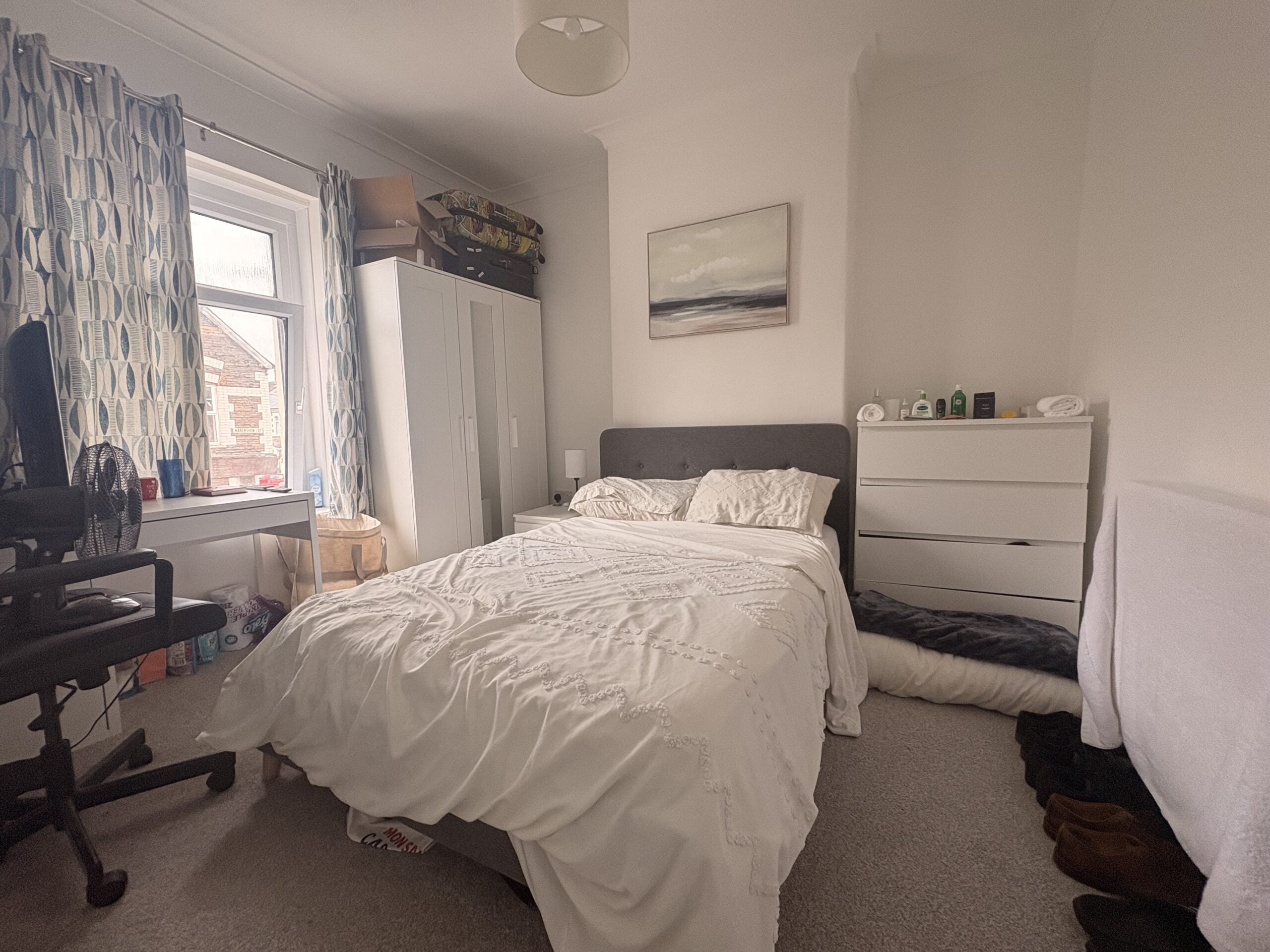 Room Habershon Street in Cardiff